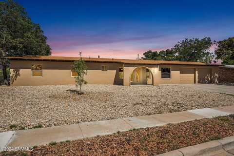 2726 Topley Avenue, Las Cruces, NM 88005