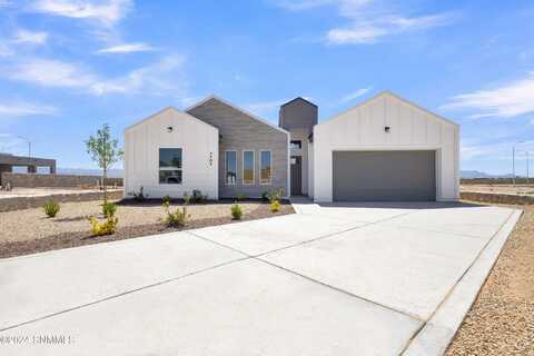 7704 Celestial Street, Las Cruces, NM 88012