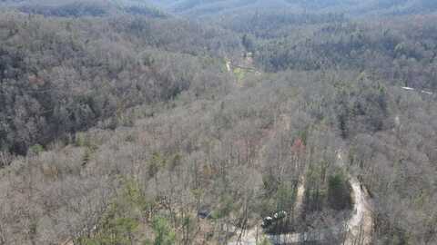 050 Soul Canyon Hideaways, Zoe, KY 41397