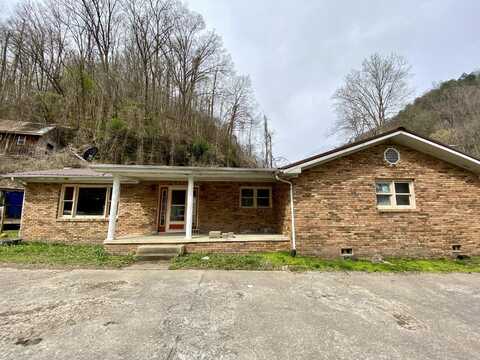 4095 Shelby Dry Fork, Shelbiana, KY 41562