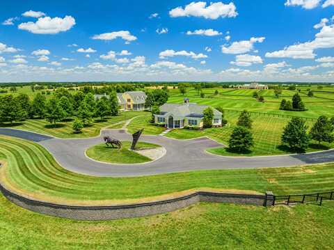 1651 Winchester Road, Paris, KY 40361