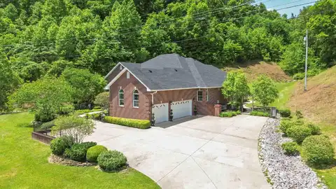 2888 West US Hwy 60, Grayson, KY 41143