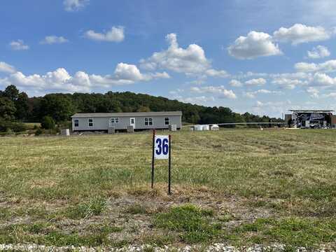 36 Wolf Bend, East Bernstadt, KY 40729