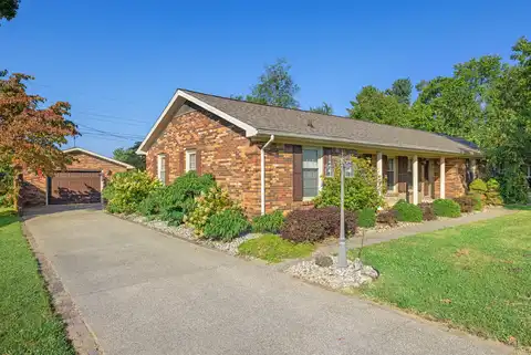 512 Hillcrest Circle, Lebanon, KY 40033