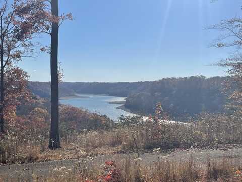 Stillwater lot: 88, Russell Springs, KY 42642