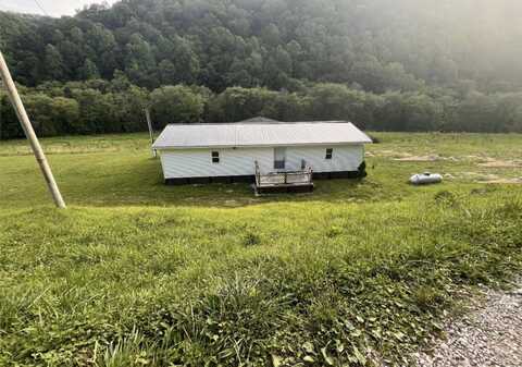 3852 Middle Fork River Road, Jackson, KY 41339