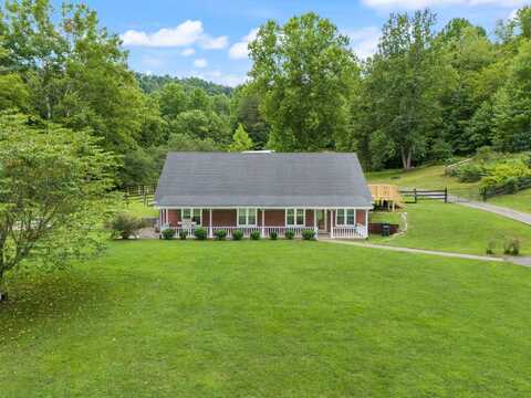 360 Sweet Lick Road, Irvine, KY 40336