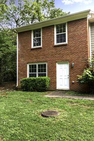 205 Berry Avenue, Versailles, KY 40383