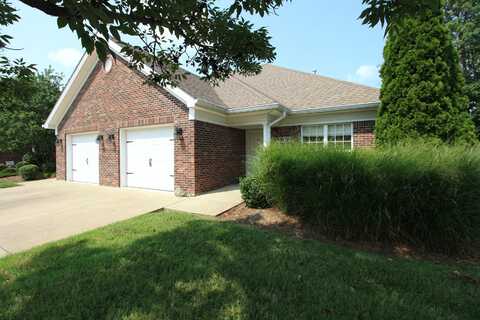 8212 Delta Circle, Louisville, KY 40228