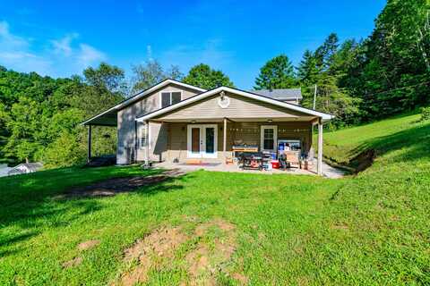 11 Congleton Hollow Road, McKee, KY 40447