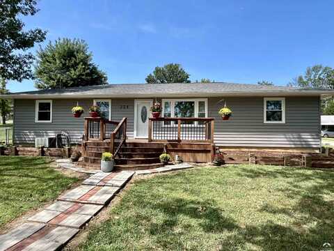 325 Halderman Street, Lecompton, KS 66050