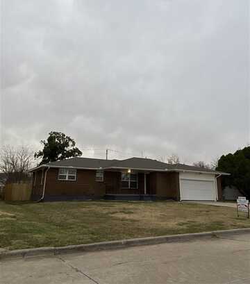 4632 SW Beta Ave, Lawton, OK 73505