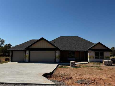 135 Weaver Way, Fletcher, OK 73541