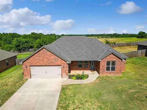 28 Blue Meadow Dr, Elgin, OK 73538