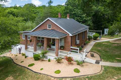 103 Bethany Rd, Lexington, VA 24450