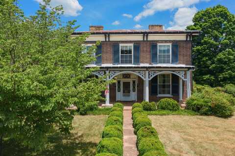 452 W Midland Trl, Lexington, VA 24450