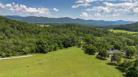 145 Slat Mill Ln, Fairfield, VA 24435