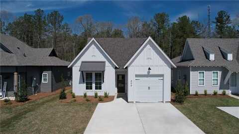 848 VILLAGE DRIVE, OPELIKA, AL 36801