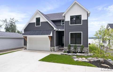 8076 Clarks Cove, Manitou Beach, MI 49253