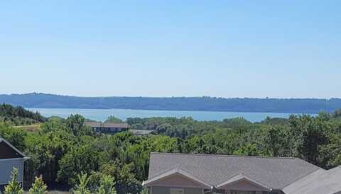 Baycliffe Drive, Yankton, SD 57078