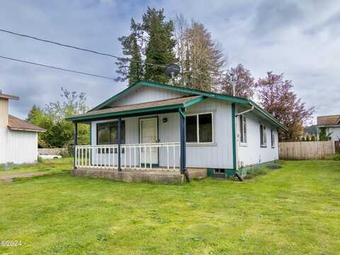 373 E Logsden, Siletz, OR 97380