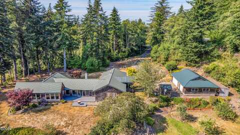 1756 NE Yaquina Heights, Newport, OR 97365