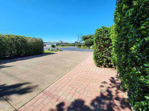 6225 N Coast Hwy, Lot 2, Newport, OR 97365