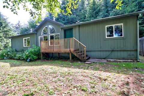 5326 N Beaver Creek, Seal Rock, OR 97376