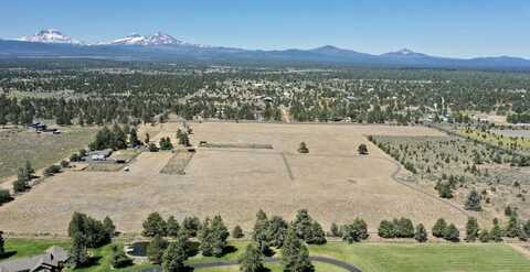 67100 Fryrear Road, Bend, OR 97703