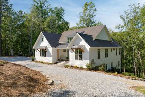 408 Columbine Dr, Jacksons Gap, AL 36861