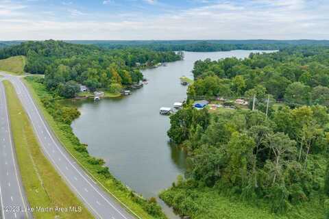 +/- 4 Acres Riverchase Dr, Alexander City, AL 35010