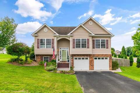 305 Meadow Drive, Christiansburg, VA 24073