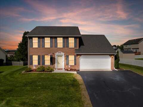 215 Berkshire Drive, Christiansburg, VA 24073