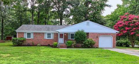 102 Rebecca Dr, Seaford, VA 23696