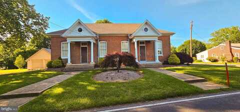 171 EAST AVENUE, GREENCASTLE, PA 17225