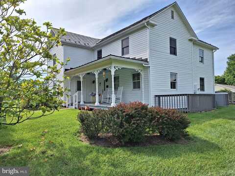 8272 E. MAIN #2 B, MARSHALL, VA 20115