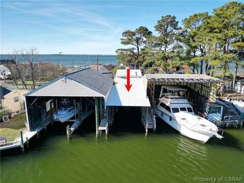 85A Riverside Dr, Deltaville, VA 23043