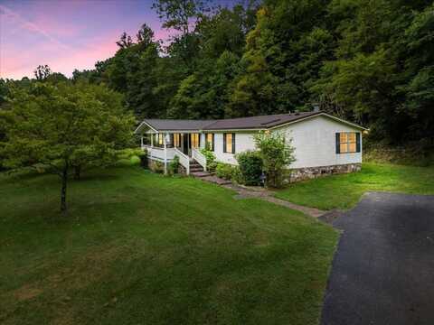 264 Piney Mountain Road, Narrows, VA 24124