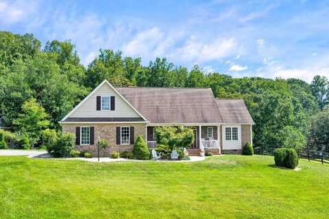 4647 Mountain Pass RD, Troutville, VA 24175