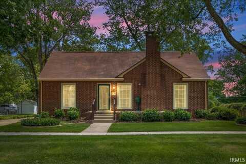 218 W Summit Street, Delphi, IN 46923