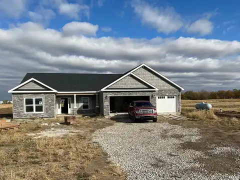 6679 W Division Line Road, Delphi, IN 46923