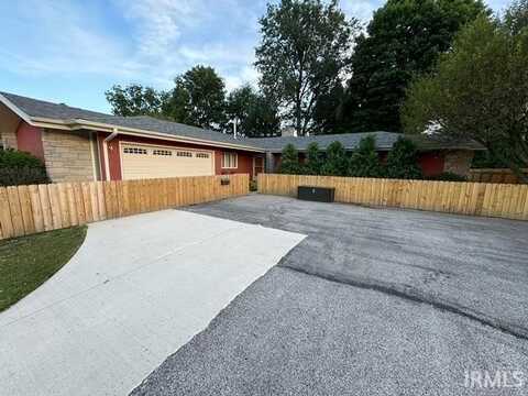 307 E Ray Street, Kentland, IN 47951