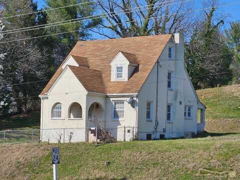 118 E Virginia Avenue, Vinton, VA 24179