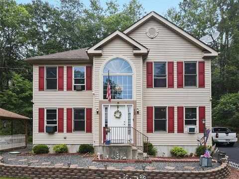 233 Edward Smith Boulevard, Middle Smithfield, PA 18302