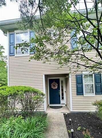 872 Nittany Court, White Hall, PA 18104