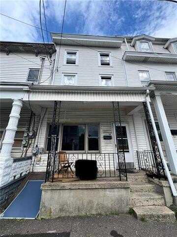 94 Coal Street, Port Carbon, PA 17965