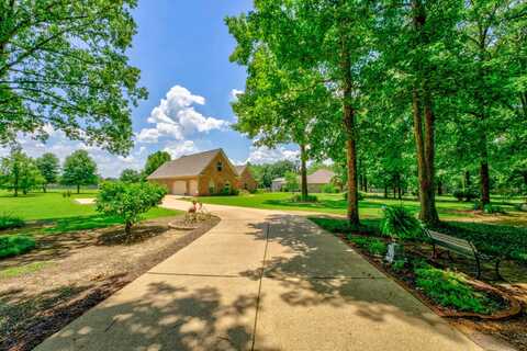290 SELLERS, Oakland, TN 38060