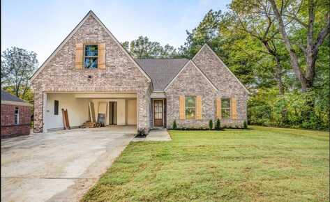 305 S HIAWATHA, Somerville, TN 38068