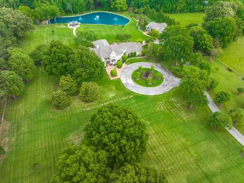 3044 SHEA, Collierville, TN 38017