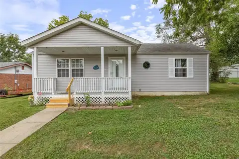 312 Pine Street, Farmington, MO 63640